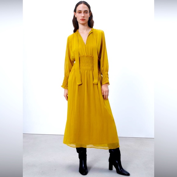 Zara dress - Picture 2 of 3